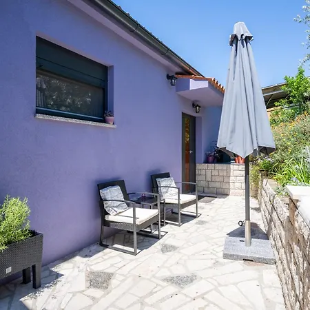 Rosa Apartman